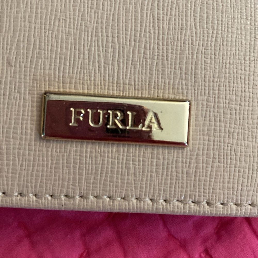 Furla Chic Cream Women's Wallet - Picture 2 of 7